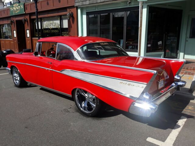 Chevrolet Bel Air/150/210 1957 image number 23