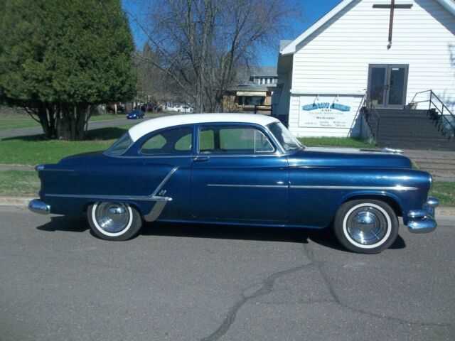 Oldsmobile Rocket Eighty-Eight 1953 image number 17