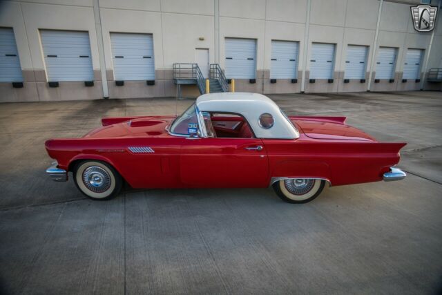 Ford Thunderbird 1957 image number 23