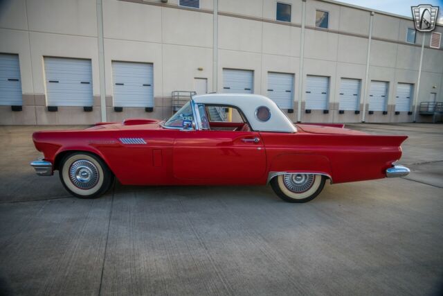 Ford Thunderbird 1957 image number 27