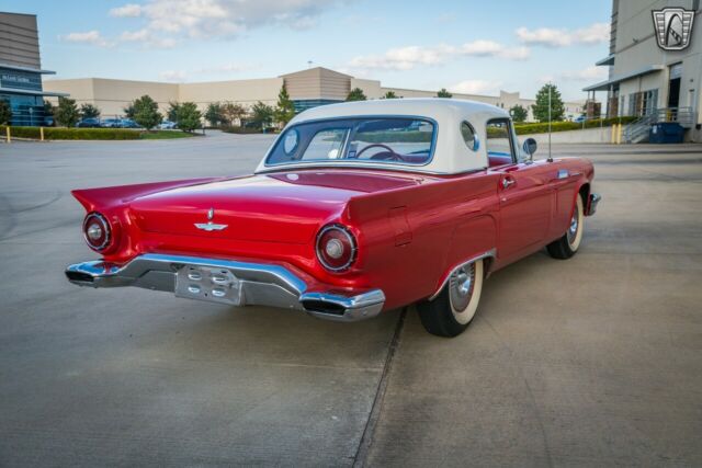 Ford Thunderbird 1957 image number 30