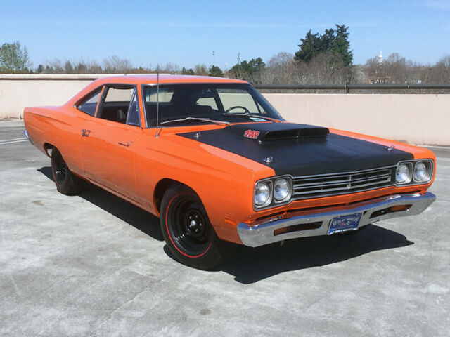 Plymouth Road Runner 1969 image number 0