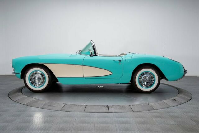 Chevrolet Corvette 1956 image number 14