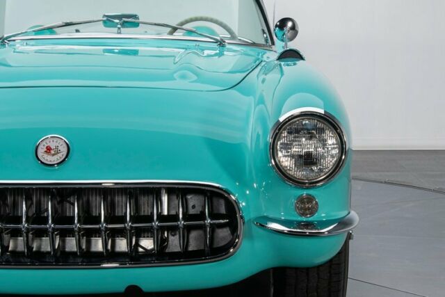 Chevrolet Corvette 1956 image number 21