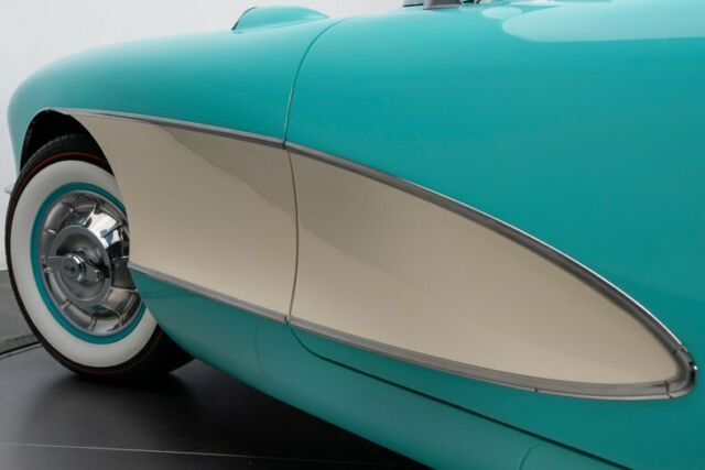 Chevrolet Corvette 1956 image number 22