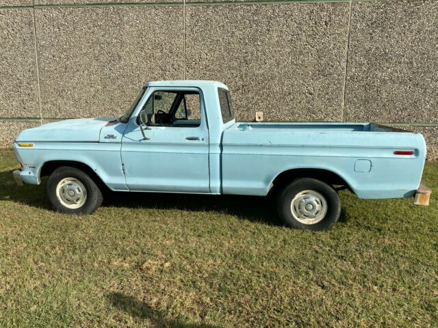 Ford F-100 1978 image number 2