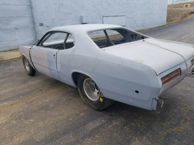 Plymouth Duster 1972 image number 23