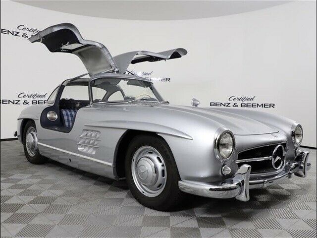 Mercedes-Benz 300-Series 1955 image number 17