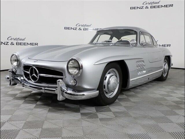 Mercedes-Benz 300-Series 1955 image number 28