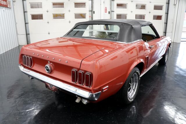 Ford Mustang 1969 image number 17