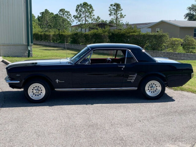 Ford Mustang 1966 image number 1