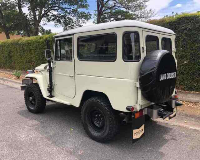 Toyota Land Cruiser 40 3.0 D 1972 image number 1