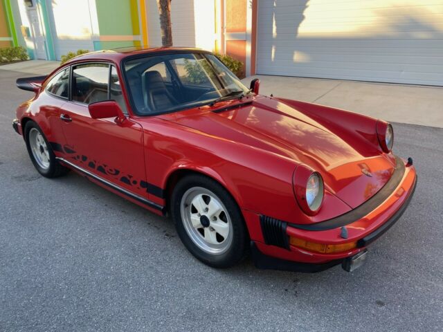 Porsche 911 1977 image number 29