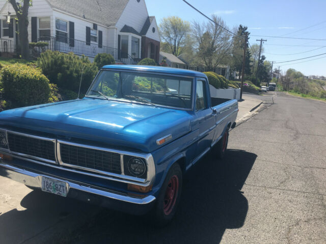 Ford F-250 1970 image number 0