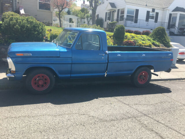 Ford F-250 1970 image number 2