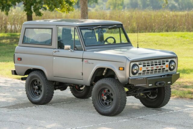 Ford Bronco 1974 image number 2