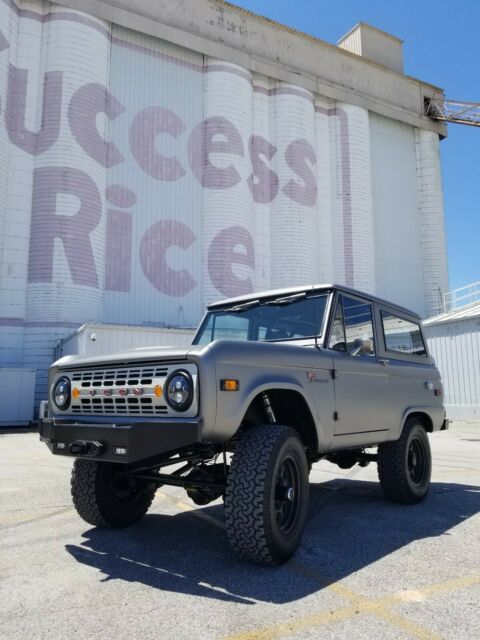 Ford Bronco 1974 image number 22