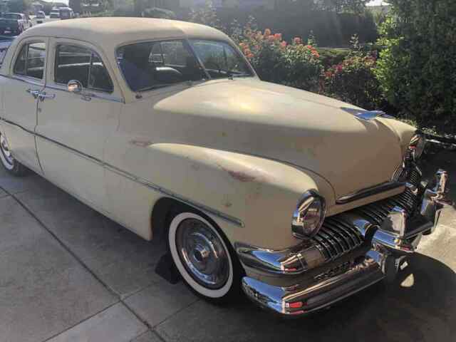 Mercury Monterey 1951 image number 10