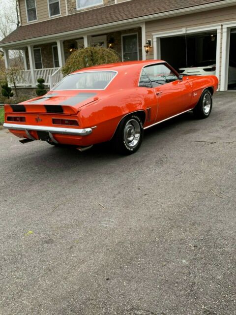 Chevrolet Camaro 1969 image number 2