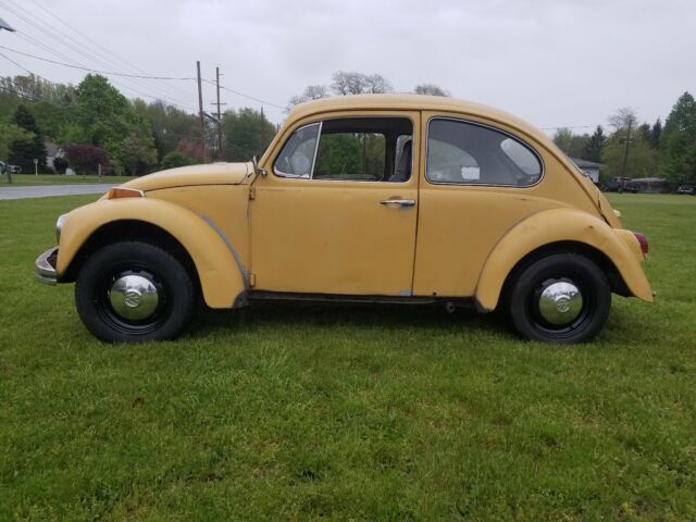 Volkswagen Beetle (Pre-1980) 1970 image number 1