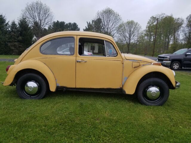 Volkswagen Beetle (Pre-1980) 1970 image number 16