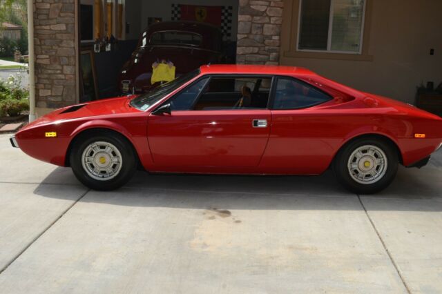 Ferrari Dino 308GT4 1976 image number 28