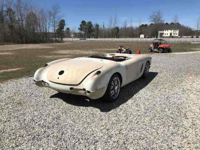 Chevrolet Corvette 1958 image number 0