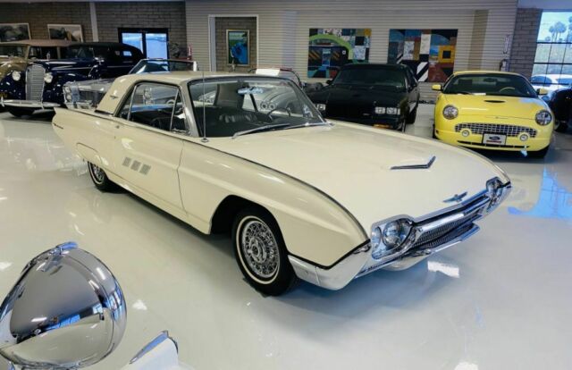 Ford Thunderbird 1963 image number 11