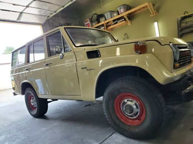 Toyota Land Cruiser 1969 image number 11