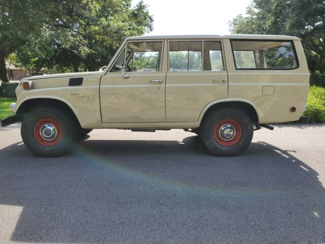 Toyota Land Cruiser 1969 image number 15