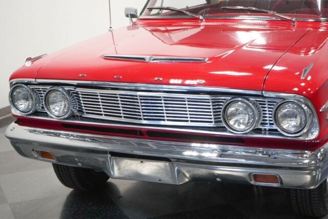 Ford Fairlane 1964 image number 22