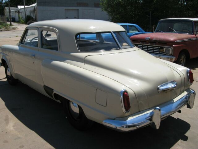 Studebaker Champion 1950 image number 27