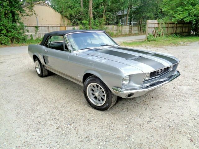 Ford Mustang 1967 image number 0