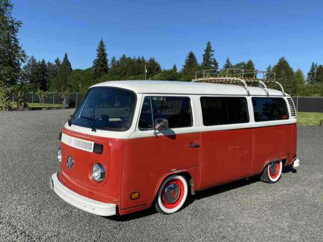 Volkswagen Vanagon 1976 image number 26