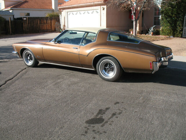 Buick Riviera 1972 image number 5