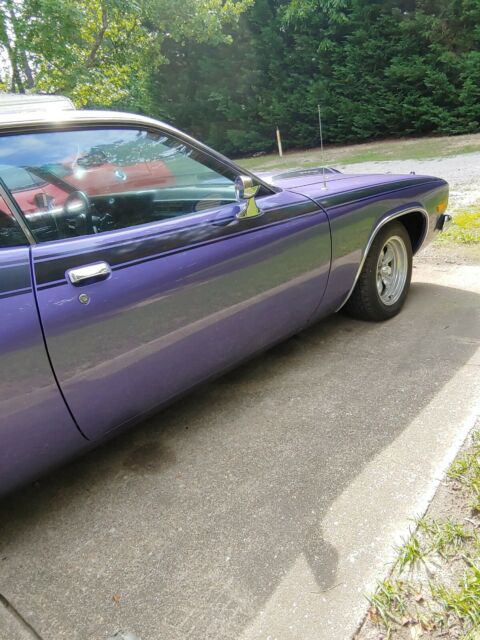 Plymouth Road Runner 1973 image number 11