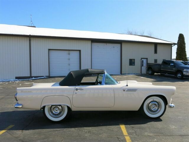 Ford Thunderbird, 1955 image number 35