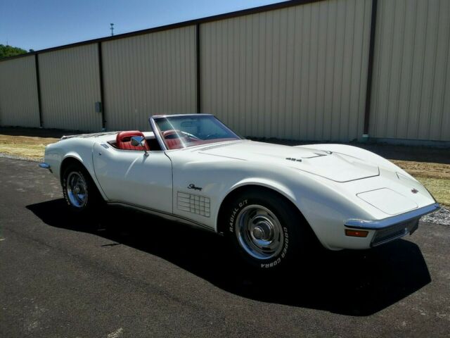 Chevrolet Corvette 1971 image number 12