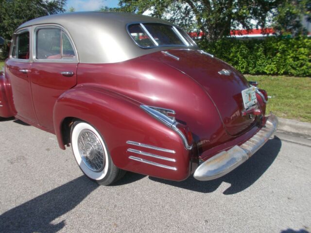 Cadillac Series 62 1941 image number 28