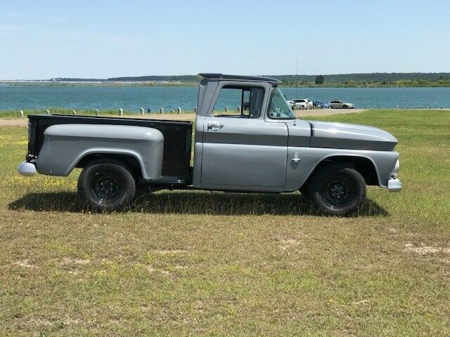 Chevrolet C-10 1963 image number 2