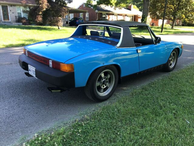 Porsche 914 1975 image number 1