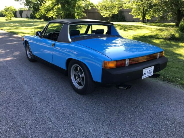 Porsche 914 1975 image number 2