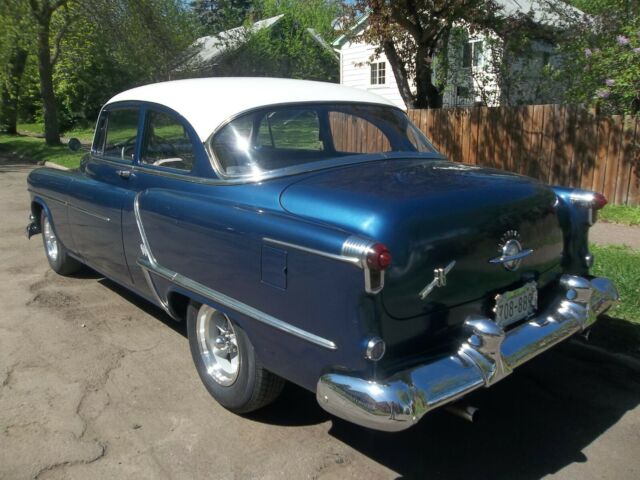 Oldsmobile Rocket Eighty-Eight 1953 image number 18