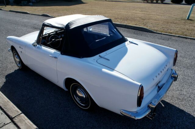 Sunbeam Alpine 1965 image number 27