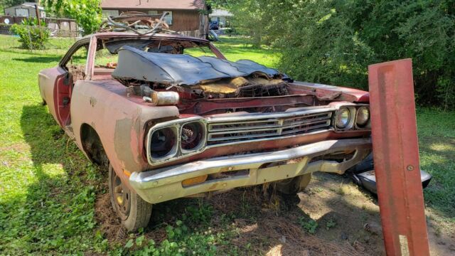 Plymouth Roadrunner 1969 image number 0