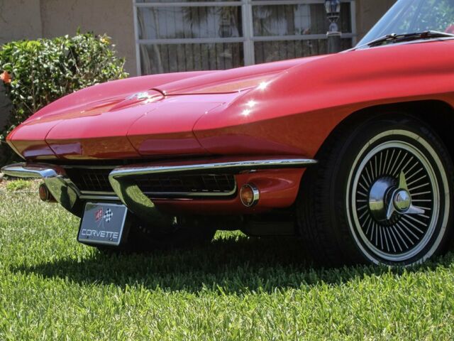 Chevrolet Corvette 1965 image number 19