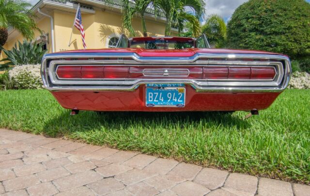 Ford Thunderbird 1966 image number 8