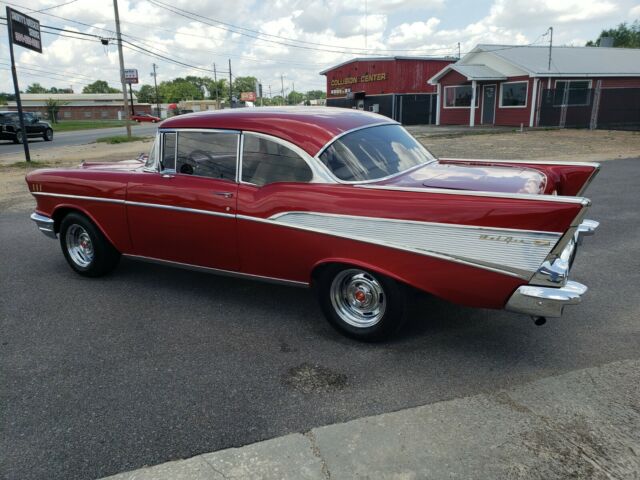 Chevrolet Bel Air/150/210 1957 image number 17