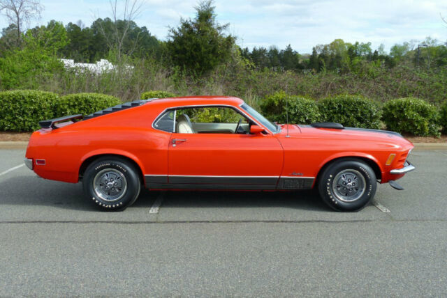 Ford Mustang 1970 image number 7