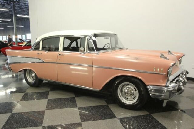 Chevrolet Bel Air/150/210 1957 image number 16